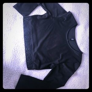 Activewear crop top